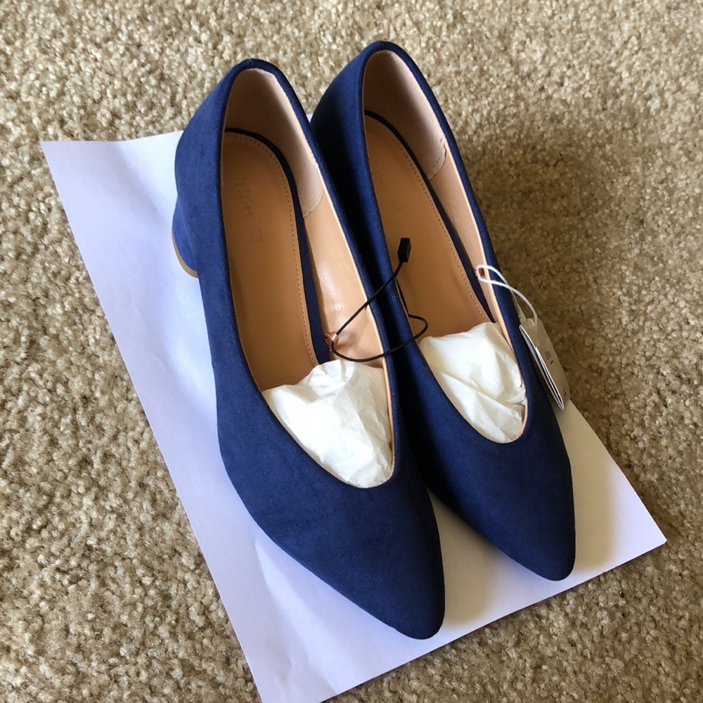 LEFTIES SUEDE BLUE BLOCK POINTED HEELS BRAND NEW WITH TAGS US 6.5